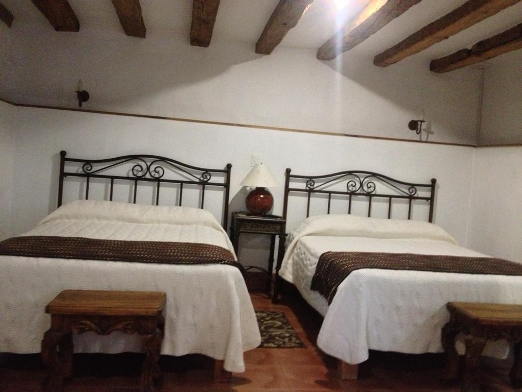 Hotel Meson Del Romero Tapalpa Oda fotoğraf